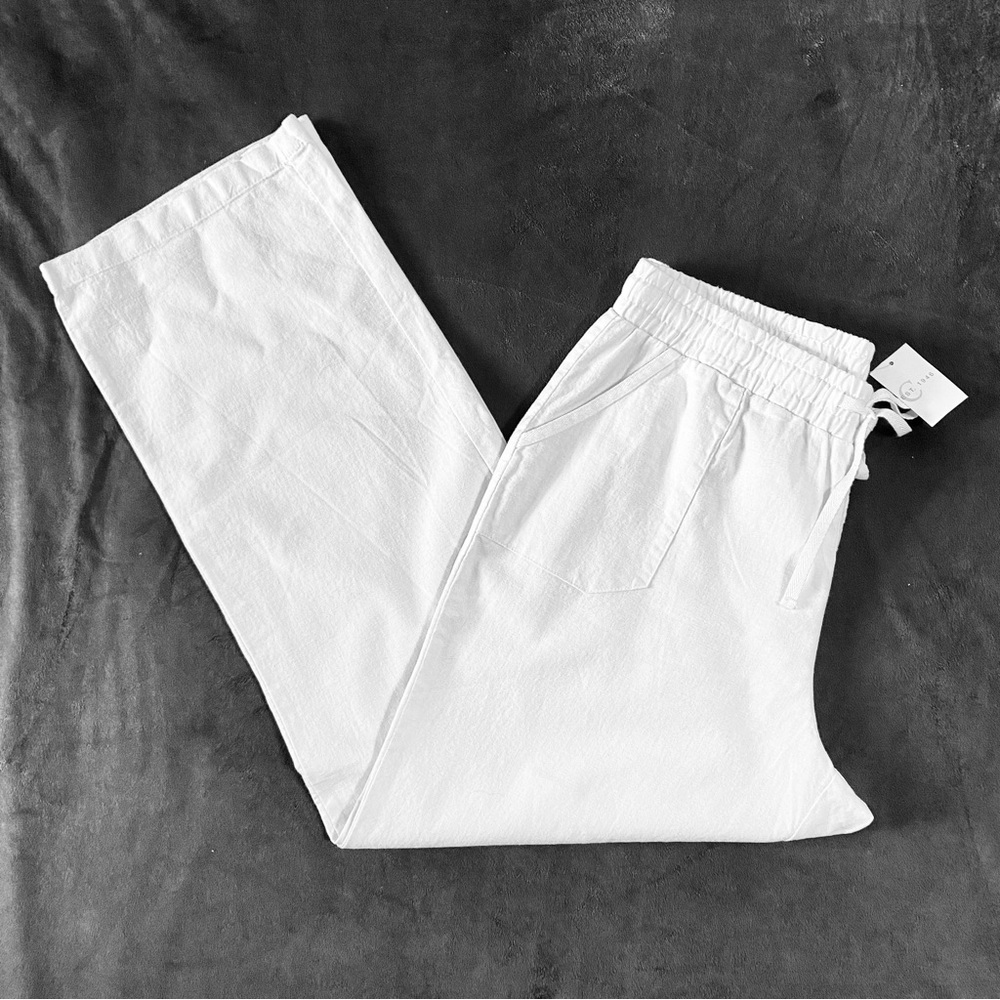 Cato Est. 1946 white linen blend wide leg pants. Size Large. NWT